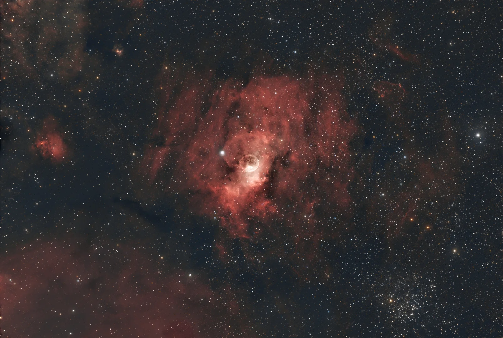 El silencio del universo y el vacío cuántico